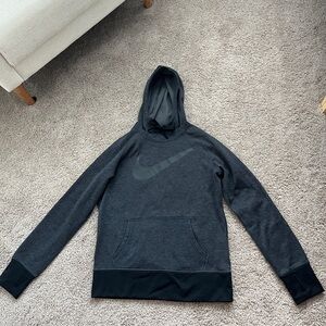 NIKE Therma-FIT Hoodie with Thumbholes - Black/Gray